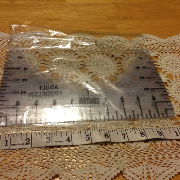 Neck Measurement Charts, infant to adult - Picture 2 of 3